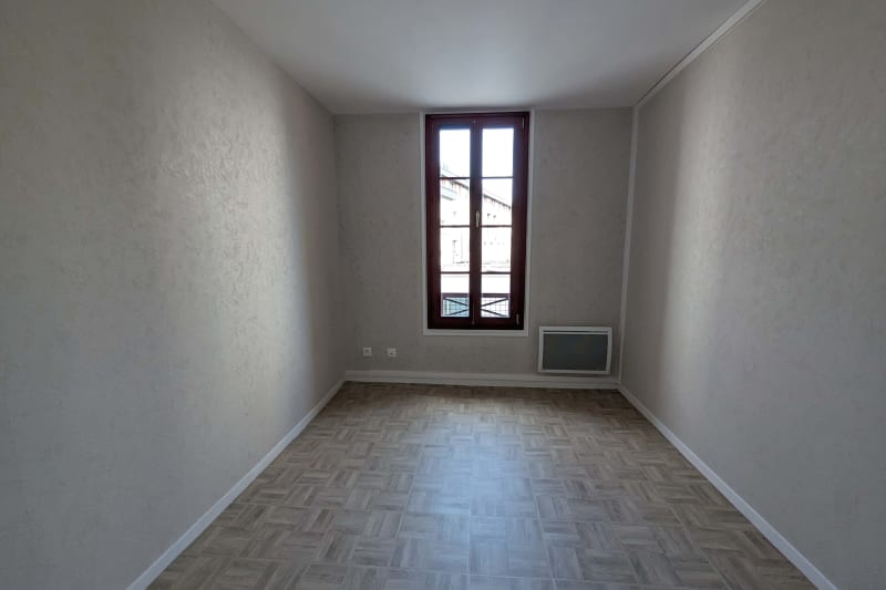 À Rouen Rive Droite, location d'un appartement de 4 pièces avec grande terrasse - Image 5