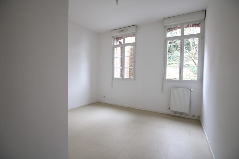 Dans résidence charmante, location appartement T3 à Bolbec - Image 4