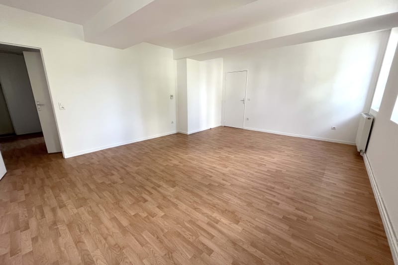 Appartement T3 en location en centre-ville d'Elbeuf - Image 4