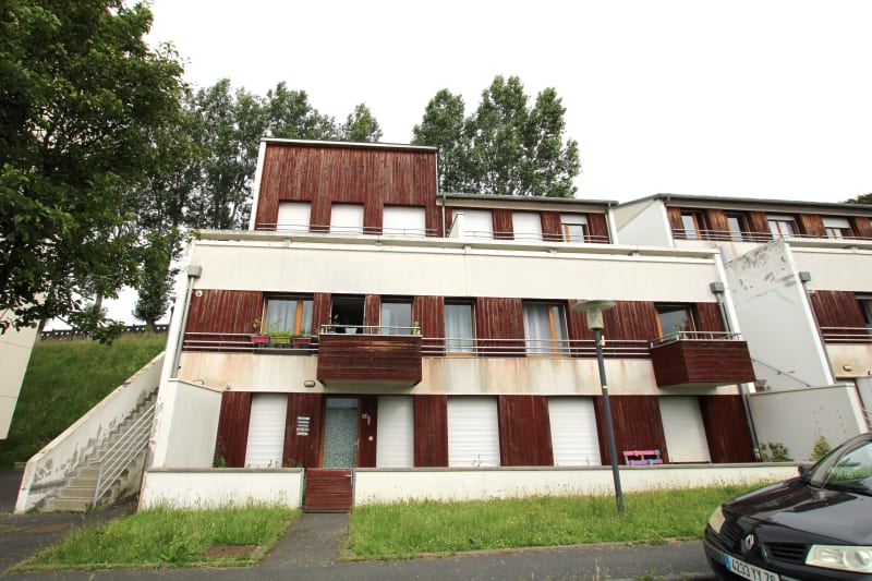 Appartement T3 en location à Montivilliers, dans une résidence récente - Image 1