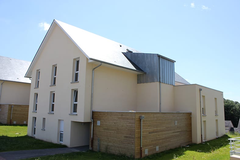 À louer T4 appartement à Cany-Barville - Image 1