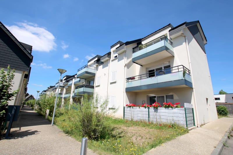 Appartement T4 en location à Franqueville-Saint-Pierre - Image 1