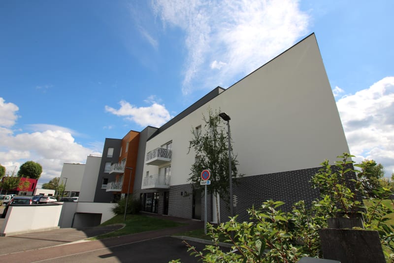 Appartement T3 en location à Isneauville, proche des Halles - Image 1