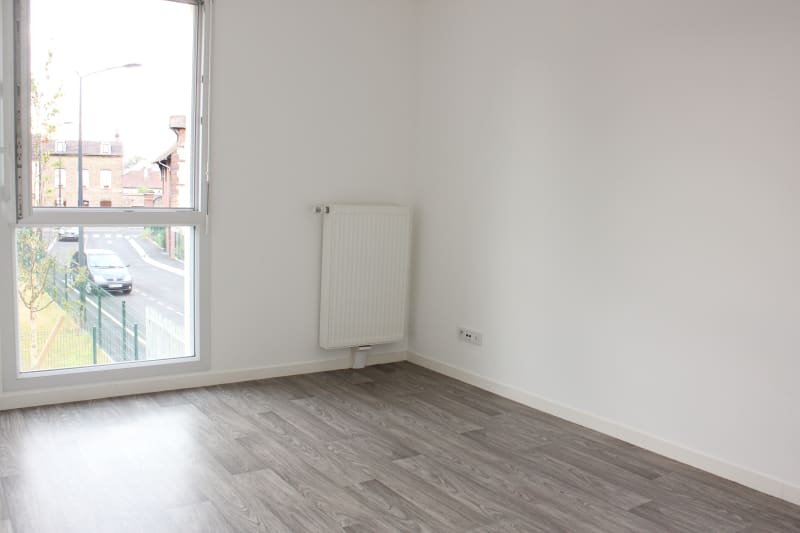 Appartement F3 en location, centre-ville avec balcon - Image 5