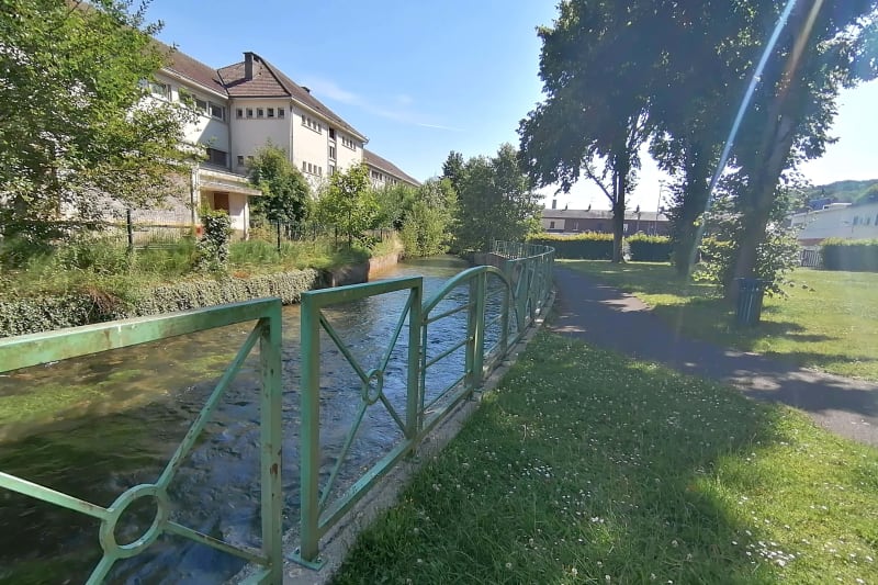 Appartement en location F2 en centre-ville de Barentin - Image 3