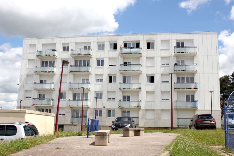 En location à Bolbec : appartement T4 - Image 1