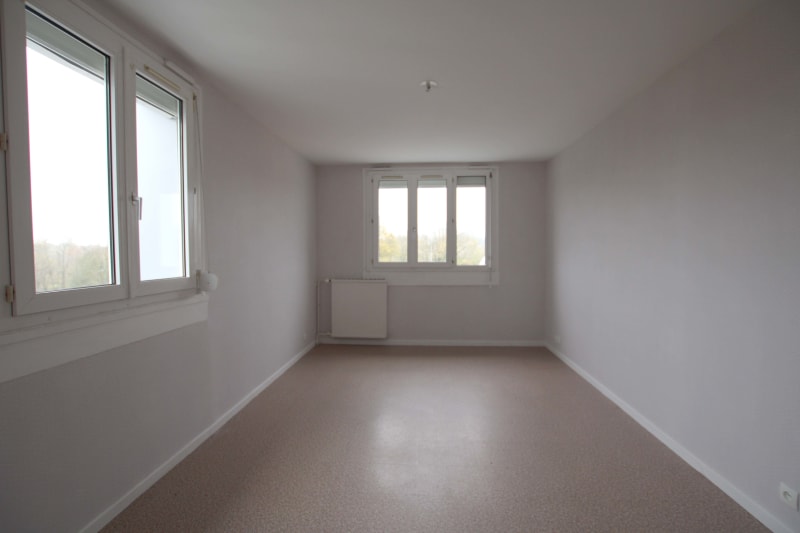 Appartement en location 3 pièces dans un quartier calme à Bolbec - Image 2