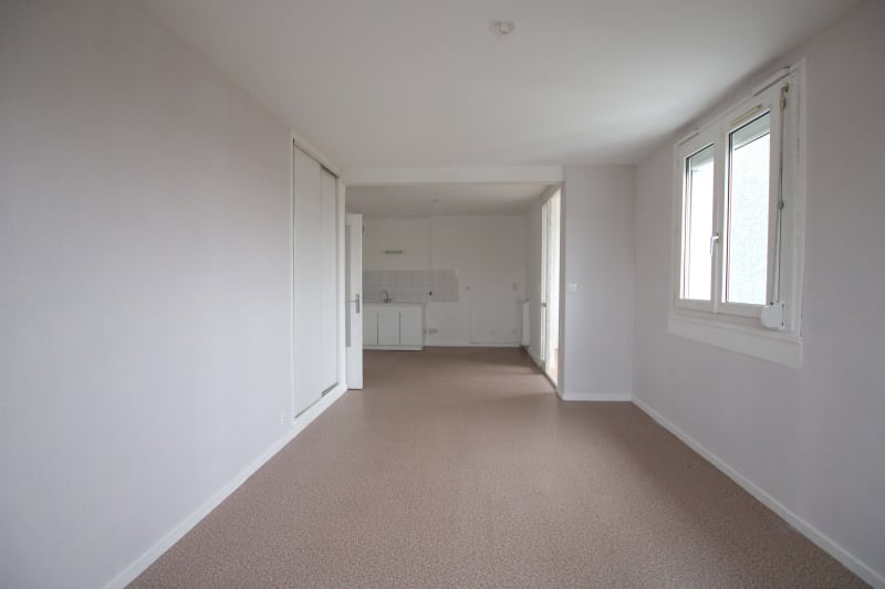 Appartement en location 3 pièces dans un quartier calme à Bolbec - Image 3