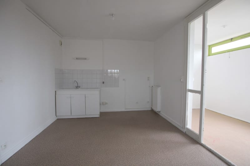 Appartement en location 3 pièces dans un quartier calme à Bolbec - Image 4