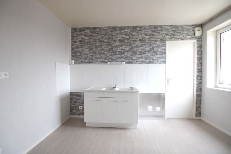 Appartement T4 à louer dans un quartier calme à Bolbec - Image 4