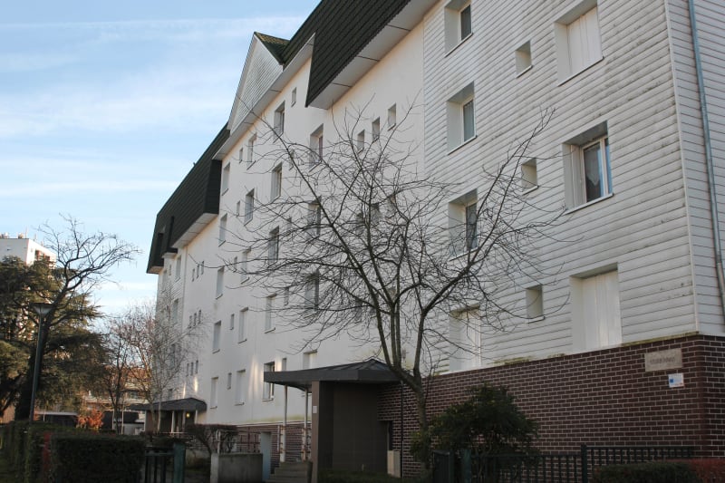 Appartement F1 en location au pied des commerces à Canteleu - Image 2