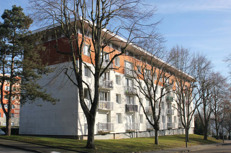 Appartement F3 en location avec balcon à Canteleu - Image 1