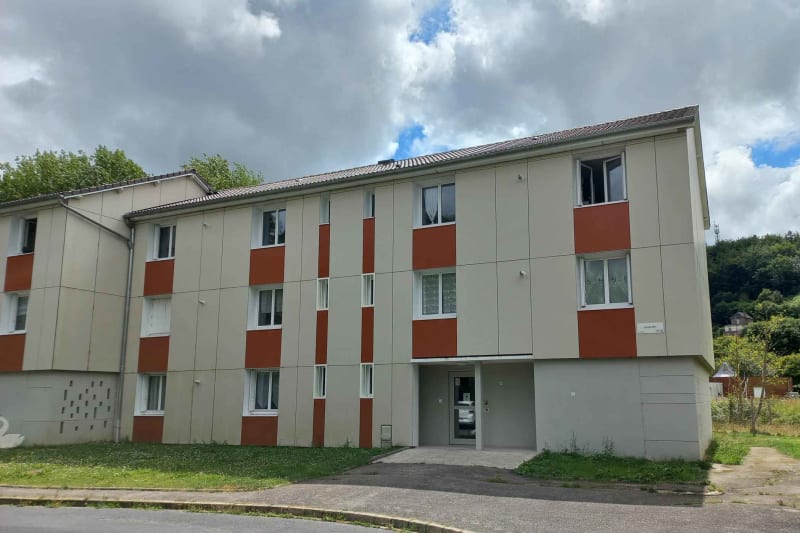 T4 appartement à louer à Cany-Barville - Image 1