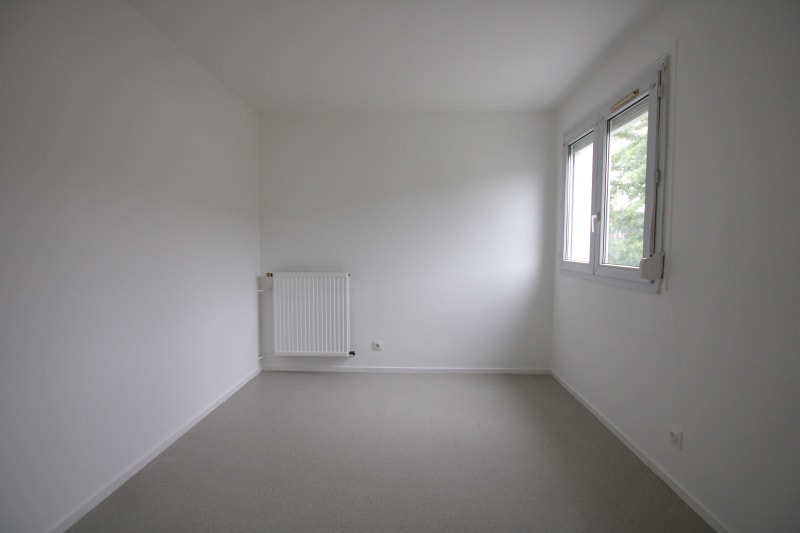 À Cany-Barville, location appartement 4 pièces - Image 5