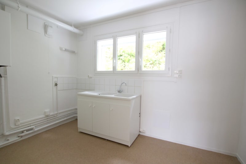 Appartement T3 à louer à Rives en Seine, proche du collège - Image 3