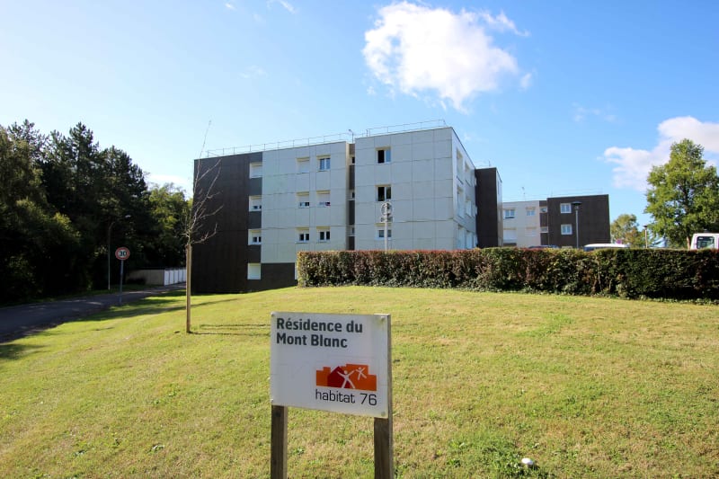 Appartement T3 location Clères - Image 1