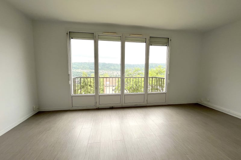 Appartement F4 à louer avec une vue dégagée à Darnétal - Image 3