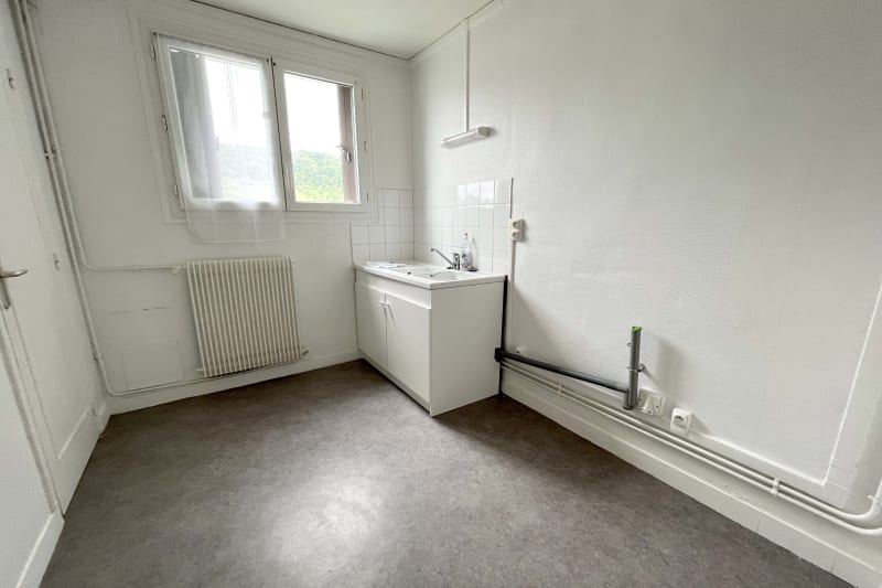Appartement T4 en location dans le centre-ville de Darnétal - Image 7