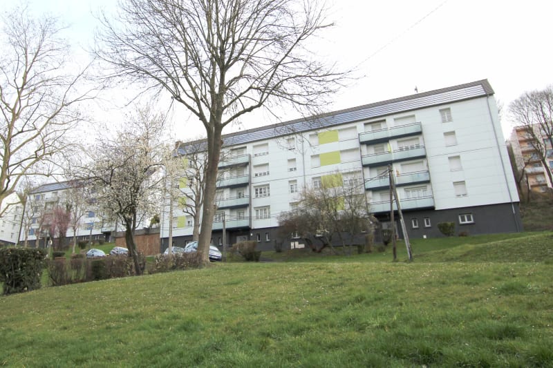 À Déville-lès-Rouen : location d'un grand appartement T3 - Image 1