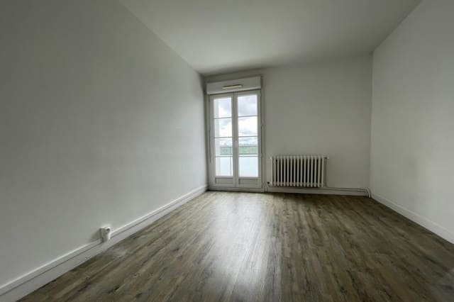 Déville-lès-Rouen : appartement de 3 pièces en location - Image 6