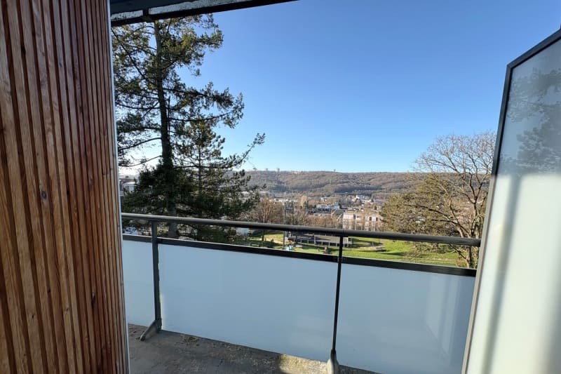 À Déville-lès-Rouen : appartement T4 à louer - Image 2