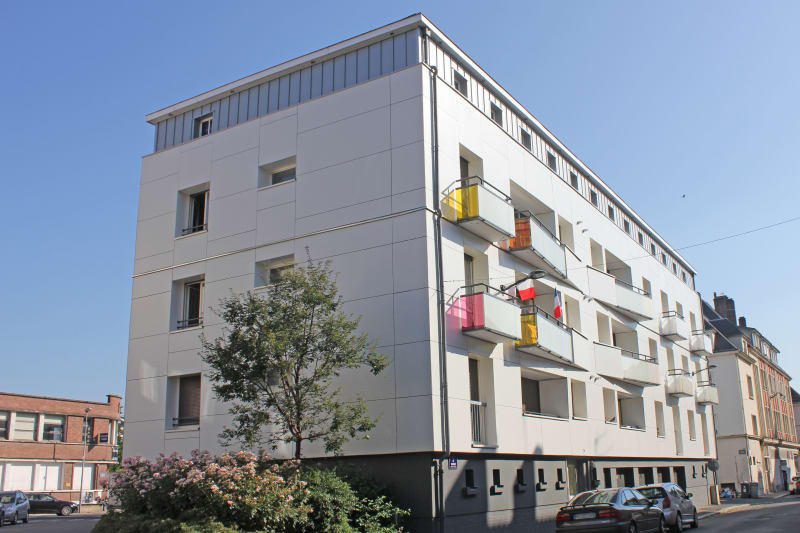 Grand appartement F4 en location en centre-ville d'Elbeuf - Image 7