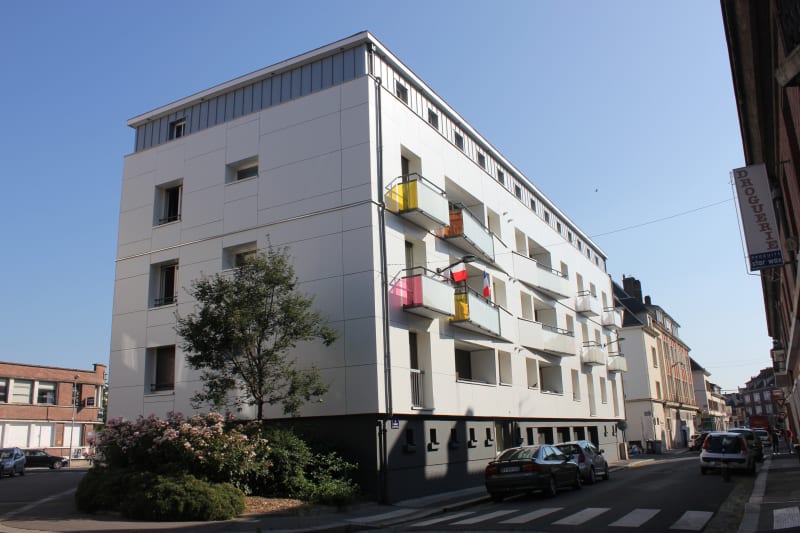 Appartement F5 en location en centre-ville d'Elbeuf - Image 1