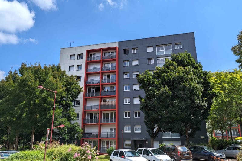Appartement T3 à louer à Elbeuf - Image 1