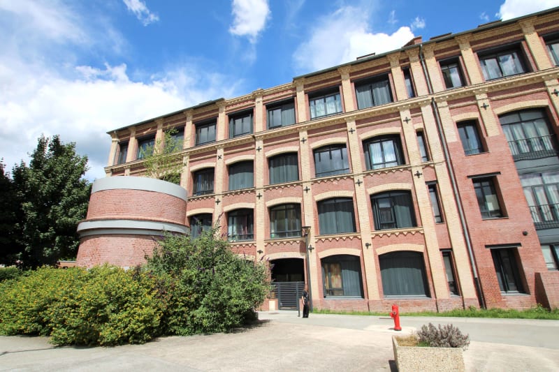 Appartement Duplex F4 dans un bâtiment chargé d'Histoire à Elbeuf - Image 1