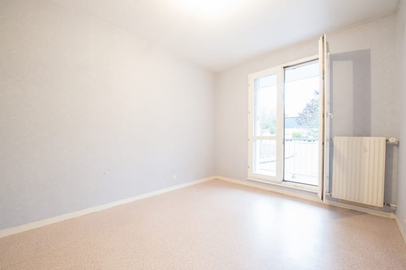 Appartement à louer F4 à Elbeuf proche de la Seine - Image 2