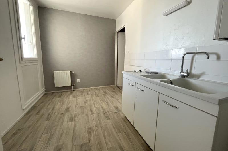Appartement F3 à Grand-Couronne à louer - Image 4