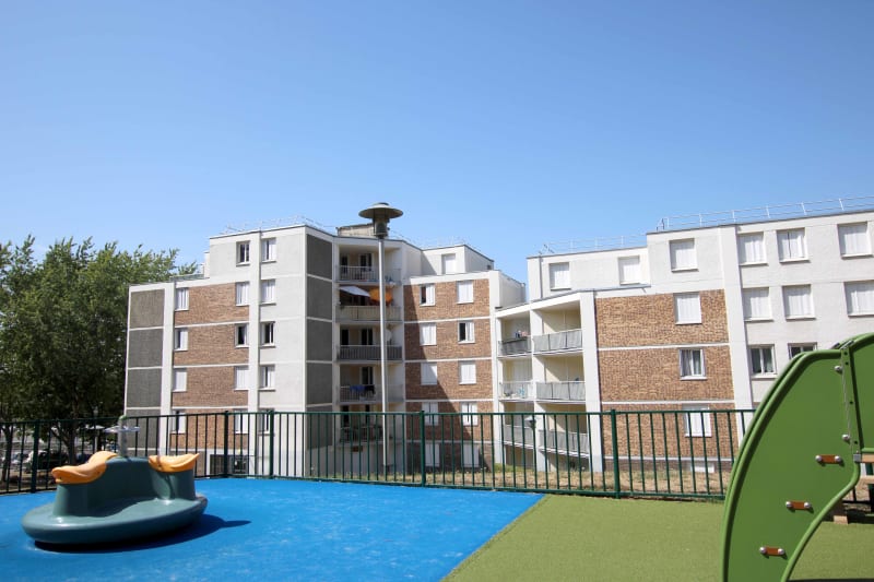 Appartement en location F3 à Grand-Couronne - Image 1