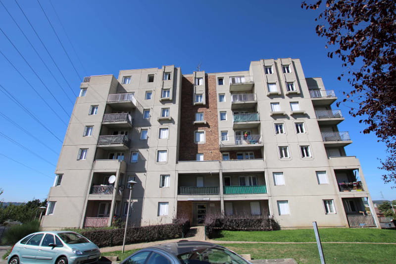 À Grand-Couronne, location appartement T3 - Image 1