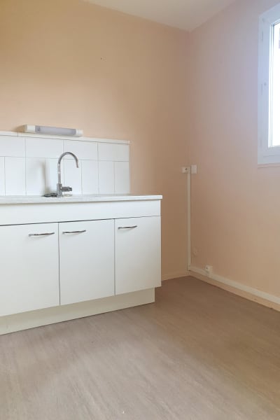 Pavillon F4 en location au Hanouard - Image 3