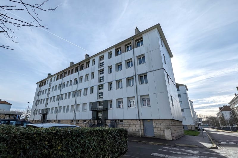 Champs Barets Sud au Havre : location F4 - Image 1