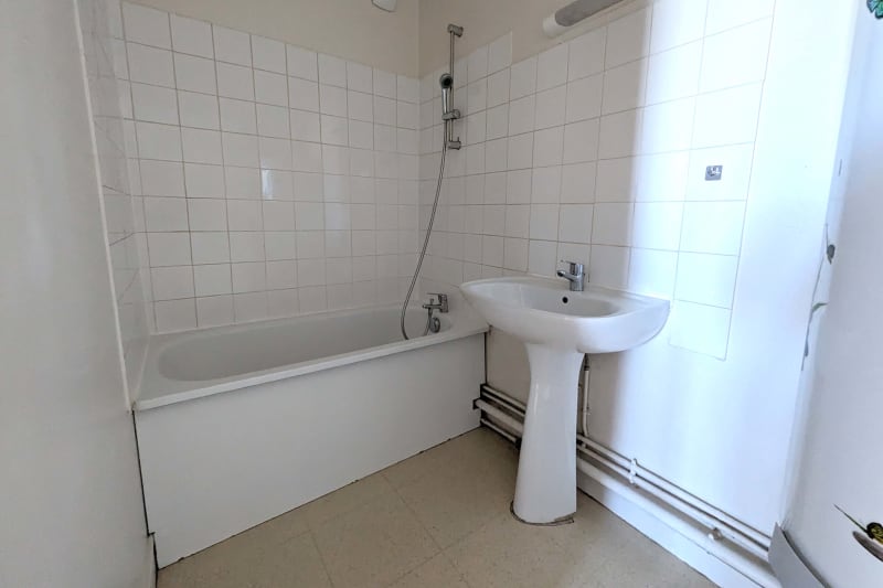 À louer appartement F3 au Havre proche du complexe sportif du Mont Gaillard - Image 6