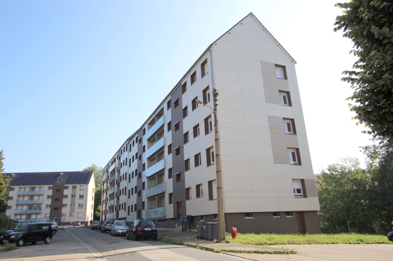 À louer, appartement F4 au Houlme - Image 1