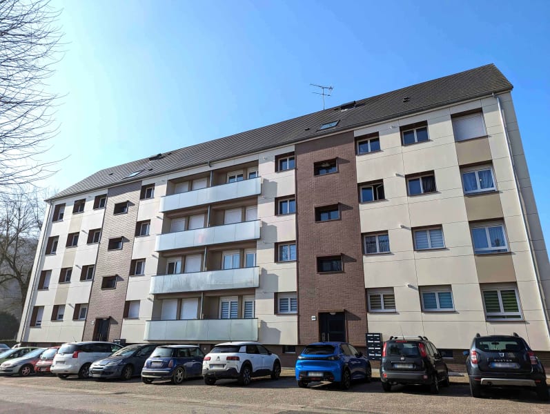 Au Houlme, appartement 4 pièces à louer - Image 1