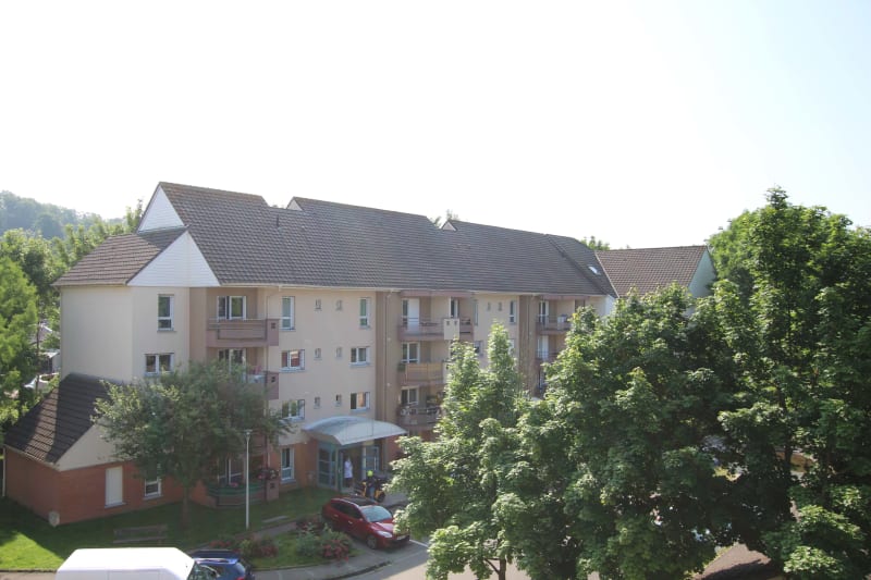 Au Houlme, location appartement 3 pièces - Image 1