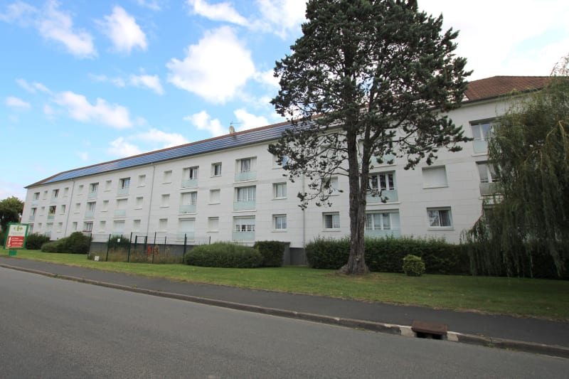 Location appartement T4 à Arelaune-en-Seine - Image 1