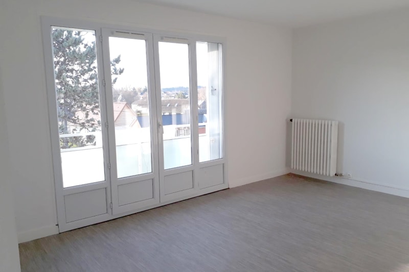 Location appartement T4 à Arelaune-en-Seine - Image 2