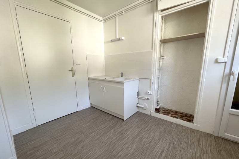 Appartement F4 en location à Maromme - Image 8