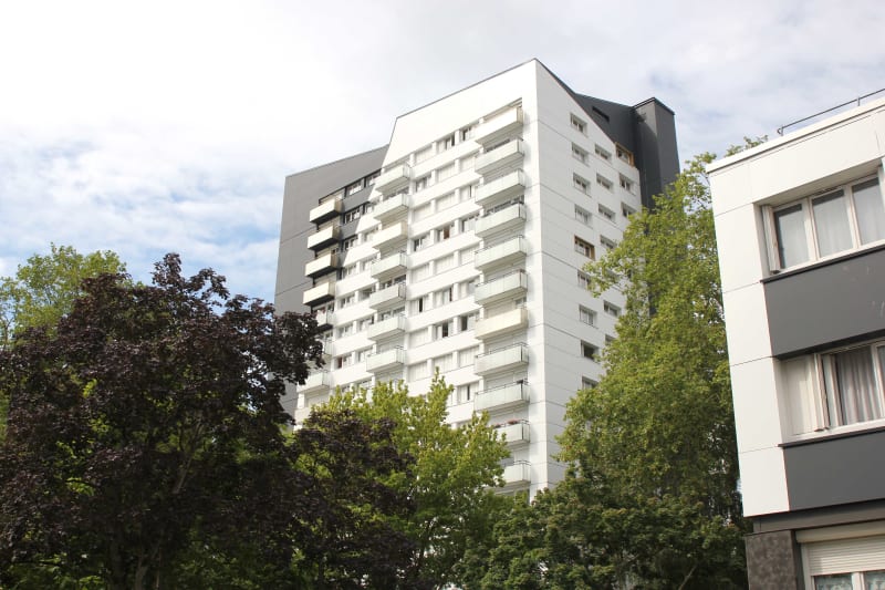 Avec vue : appartement T4 à louer à Maromme - Image 1