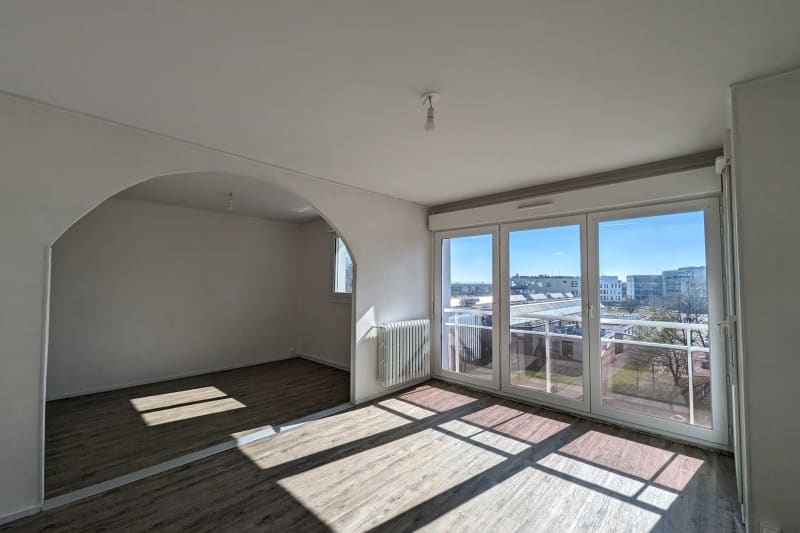 Location d'un appartement à Mont-Saint-Aignan T4 - Image 2