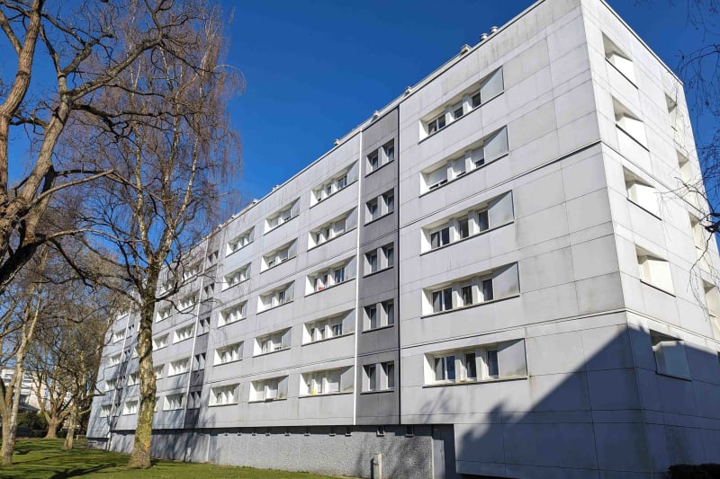 À Mont-Saint-Aignan : location appartement T4 - Image 1