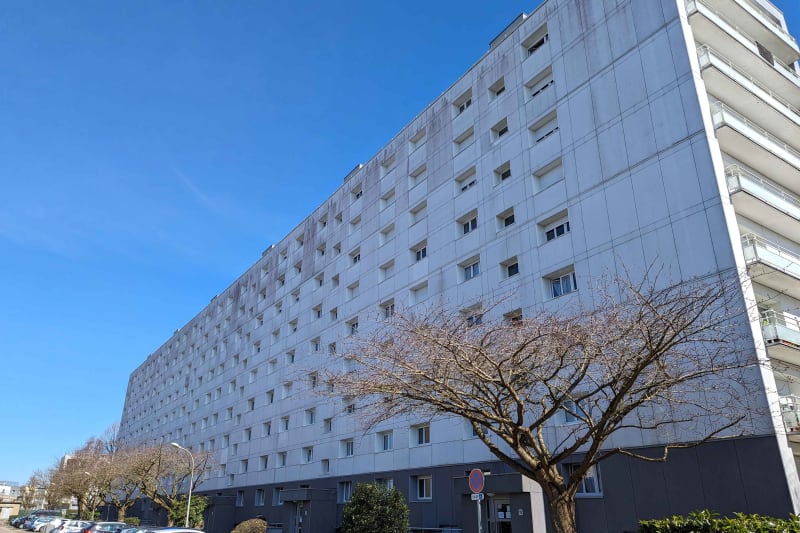 À Mont-Saint-Aignan : location grand appartement 3 pièces - Image 1