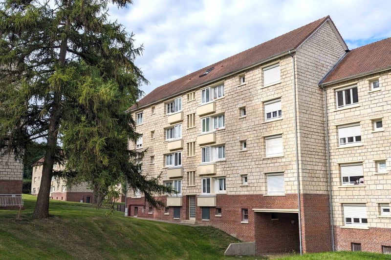 Location appartement T4 à Montville - Image 1