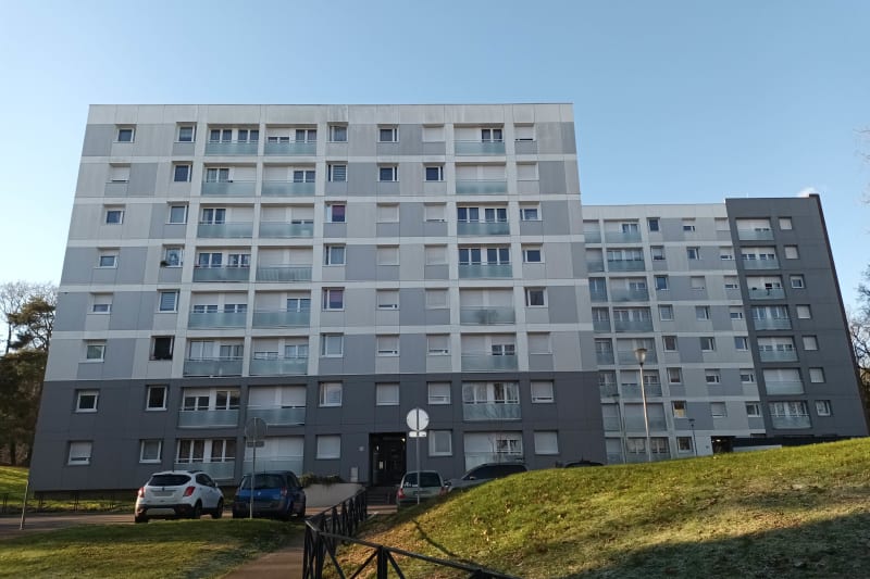 Appartement T4 à louer à Oissel - Image 1