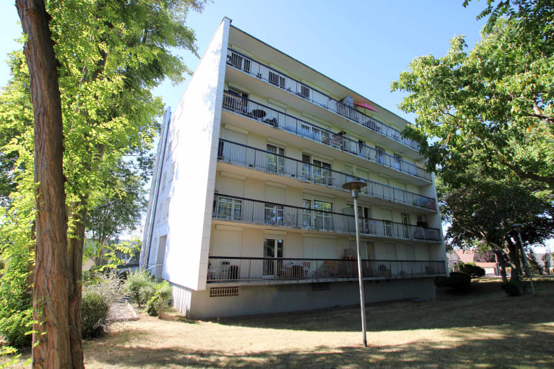 Location appartement F4 à Petit-Couronne - Image 1