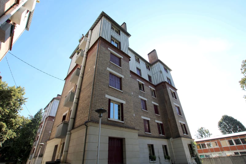 Grand appartement T3 en location à Rouen Rive Droite - Image 2